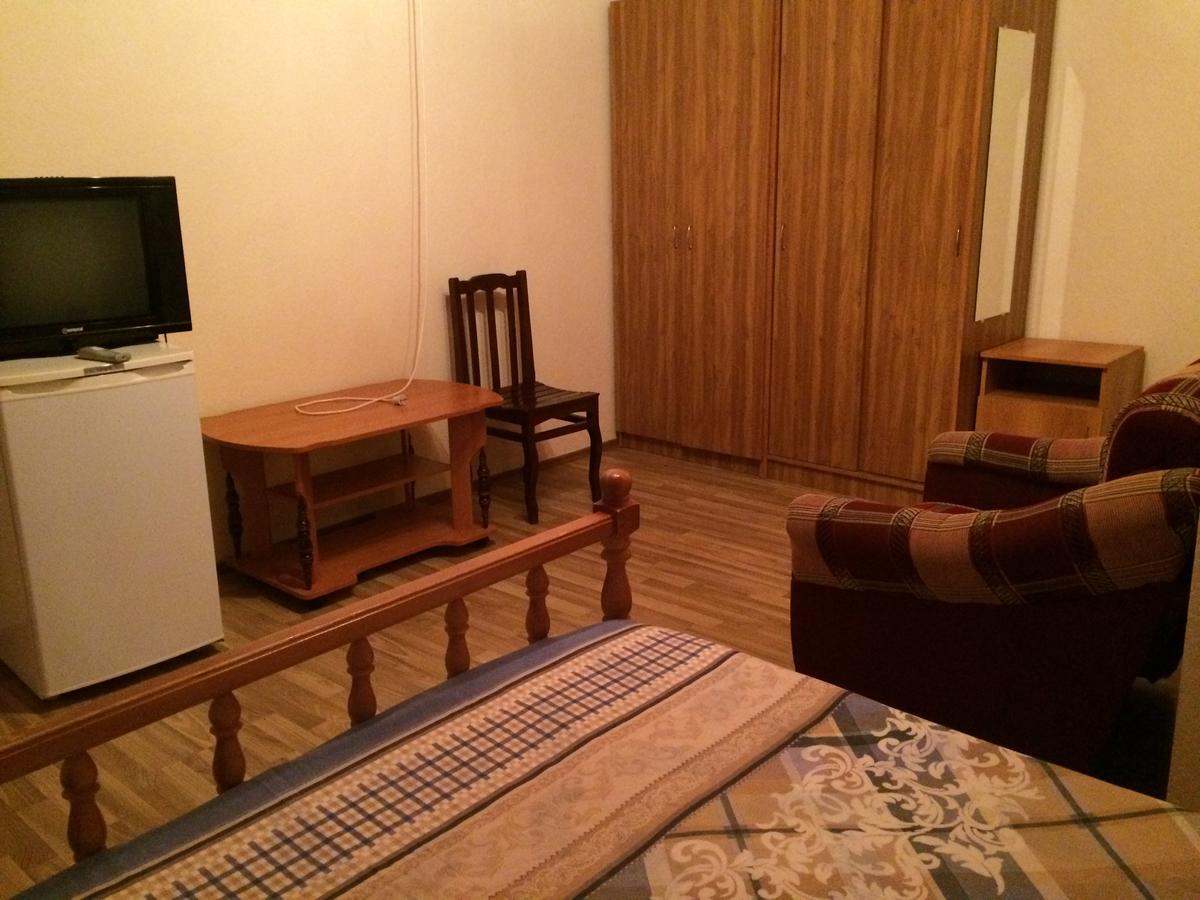 Mandarinoviy Sad Hotel Gagra Exterior foto