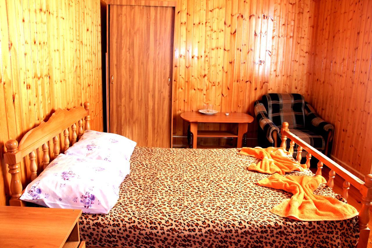 Mandarinoviy Sad Hotel Gagra Exterior foto