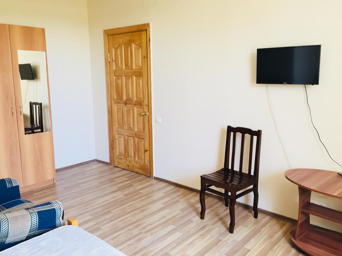 Mandarinoviy Sad Hotel Gagra Exterior foto